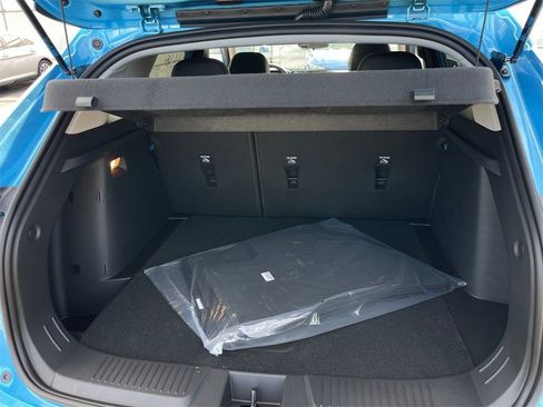 New 2026 Chevrolet Trax LT image 22