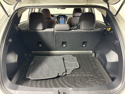 Used 2025 Subaru Crosstrek 2.0i Premium image 29