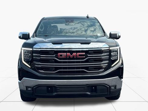 Used 2025 GMC Sierra 1500 SLT AWD/4WD image 9
