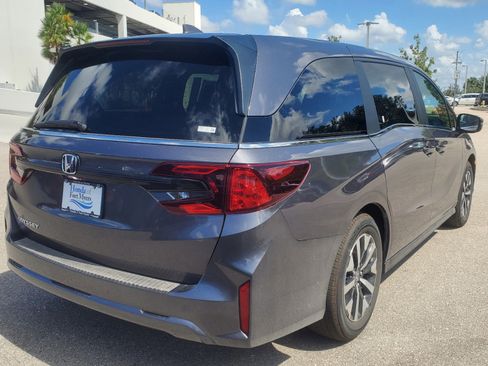 New 2026 Honda Odyssey EX-L image 5