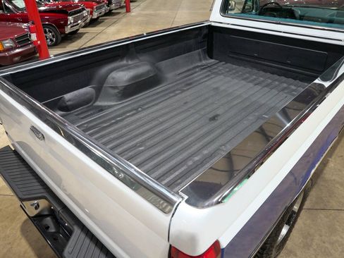 Used 1989 Ford F250 4x4 Regular Cab image 20