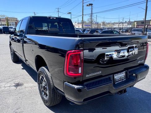 Used 2025 RAM 3500 Limited AWD/4WD image 5