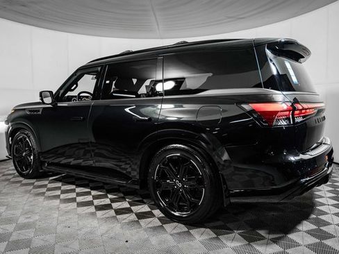 New 2026 INFINITI QX80 4WD image 3