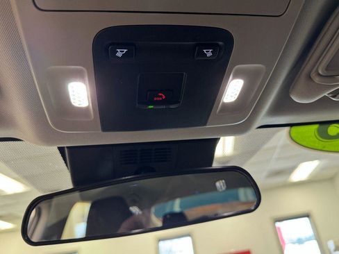 Used 2025 Toyota Camry LE image 10