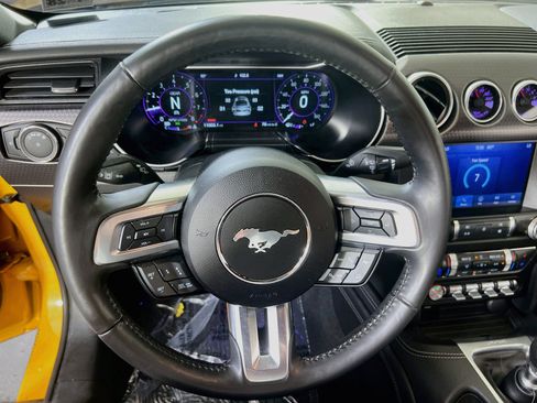 Used 2022 Ford Mustang GT Premium w/ GT Performance Package RWD image 11