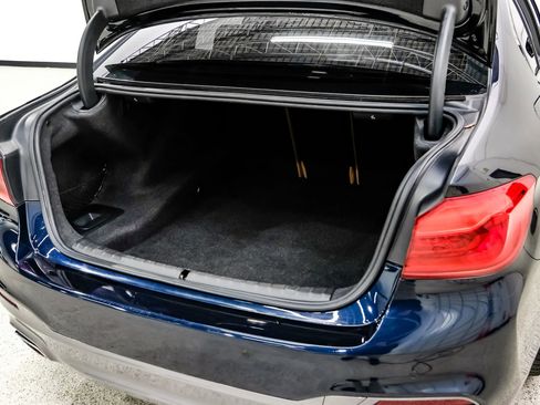 Used 2019 BMW 540i xDrive w/ M Sport Package image 55