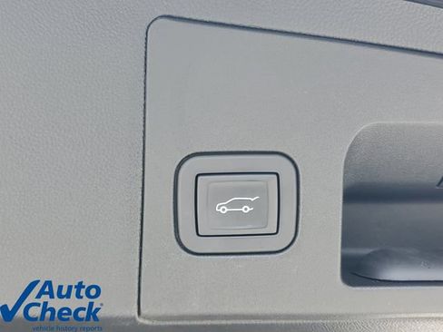 Certified 2024 Cadillac XT5 Premium Luxury FWD image 11