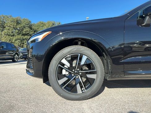 New 2026 Volvo XC60 B5 Core image 9