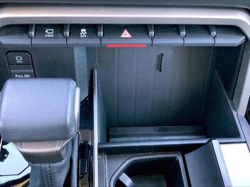 Used 2024 Toyota Sequoia SR5 image 28