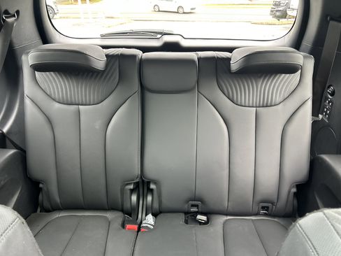 Used 2024 Hyundai Palisade Calligraphy image 20