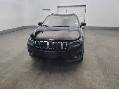 Used 2021 Jeep Cherokee Latitude AWD/4WD image 15