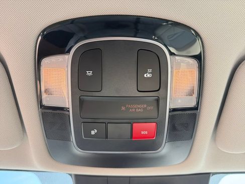Used 2025 Hyundai Sonata SEL FWD image 44