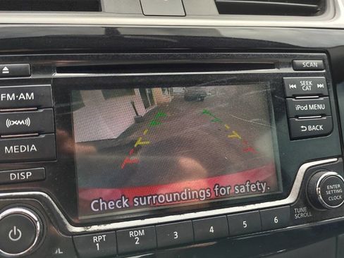 Used 2017 Nissan Sentra SV image 21