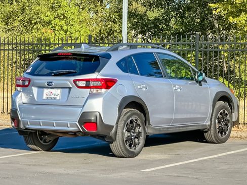 Used 2023 Subaru Crosstrek 2.0i Premium AWD/4WD image 3