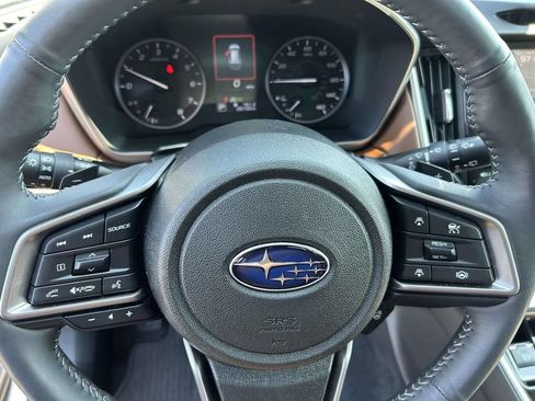 Used 2023 Subaru Outback Touring AWD/4WD image 16