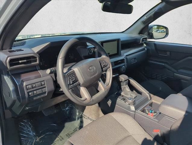 Certified 2025 Toyota 4Runner SR5 AWD/4WD image 12
