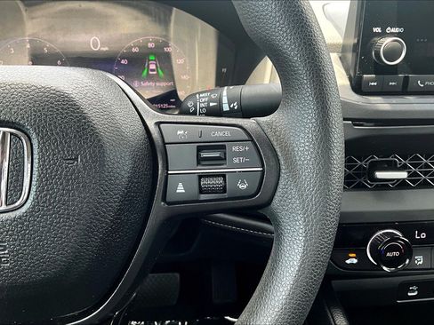 Used 2025 Honda Accord SE image 21