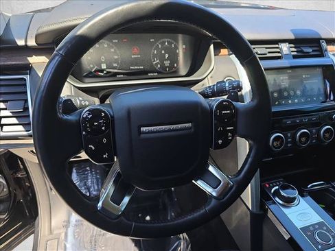 Used 2020 Land Rover Discovery HSE Luxury AWD/4WD image 20