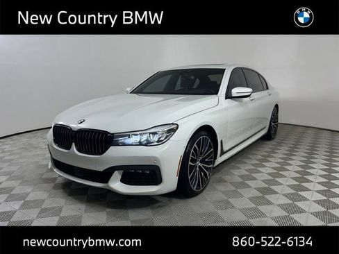 Used 2019 BMW 740i xDrive w/ Executive Package image 3
