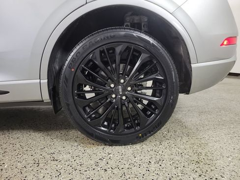 Certified 2023 Lincoln Corsair Reserve w/ Jet Appearance Package FWD image 8