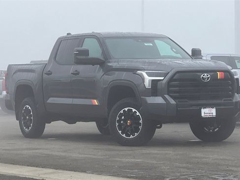 New 2026 Toyota Tundra SR5 image 2