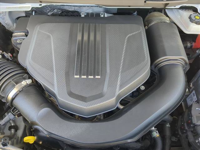 Used 2024 Chevrolet Traverse LT w/ LPO, Floor Liner Package FWD image 24