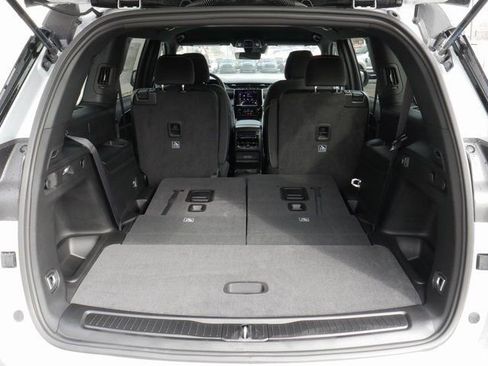 New 2026 Jeep Grand Cherokee L Laredo AWD/4WD image 10