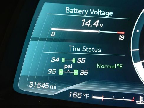 Used 2022 Chevrolet Corvette Stingray Convertible w/ 1LT RWD image 15