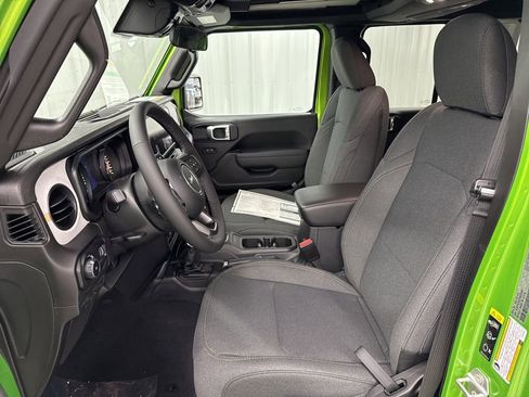 New 2025 Jeep Wrangler Sport S image 15