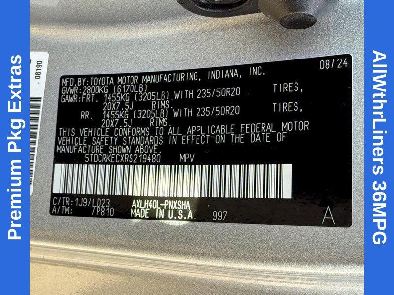 Used 2024 Toyota Sienna XSE w/ XSE Premium Package FWD image 30