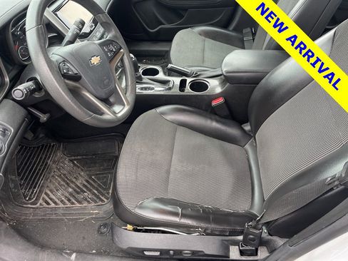 Used 2015 Chevrolet Malibu LT w/ Power Convenience Package image 8