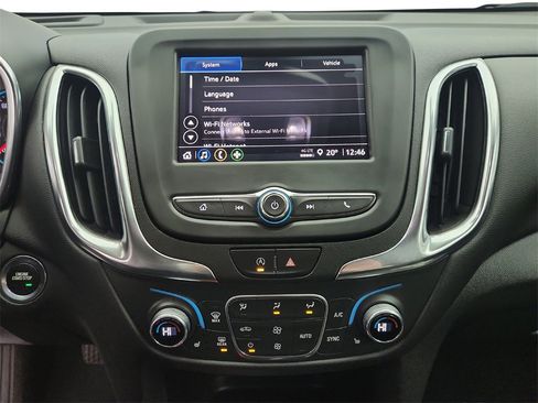 Used 2022 Chevrolet Equinox LT image 16