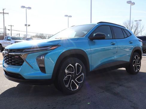 New 2026 Chevrolet Trax RS w/ Sunroof Package image 6