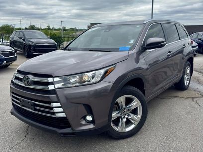 Used 2019 Toyota Highlander Limited w/ Carpet Mat Package (TMS)