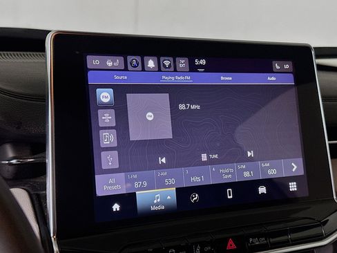 Used 2025 Jeep Compass Limited image 21