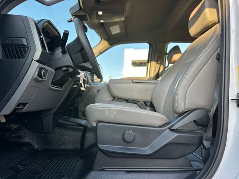 Certified 2022 Ford F250 XL w/ STX Appearance Package AWD/4WD image 17