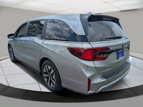 New 2026 Honda Odyssey EX-L image 3