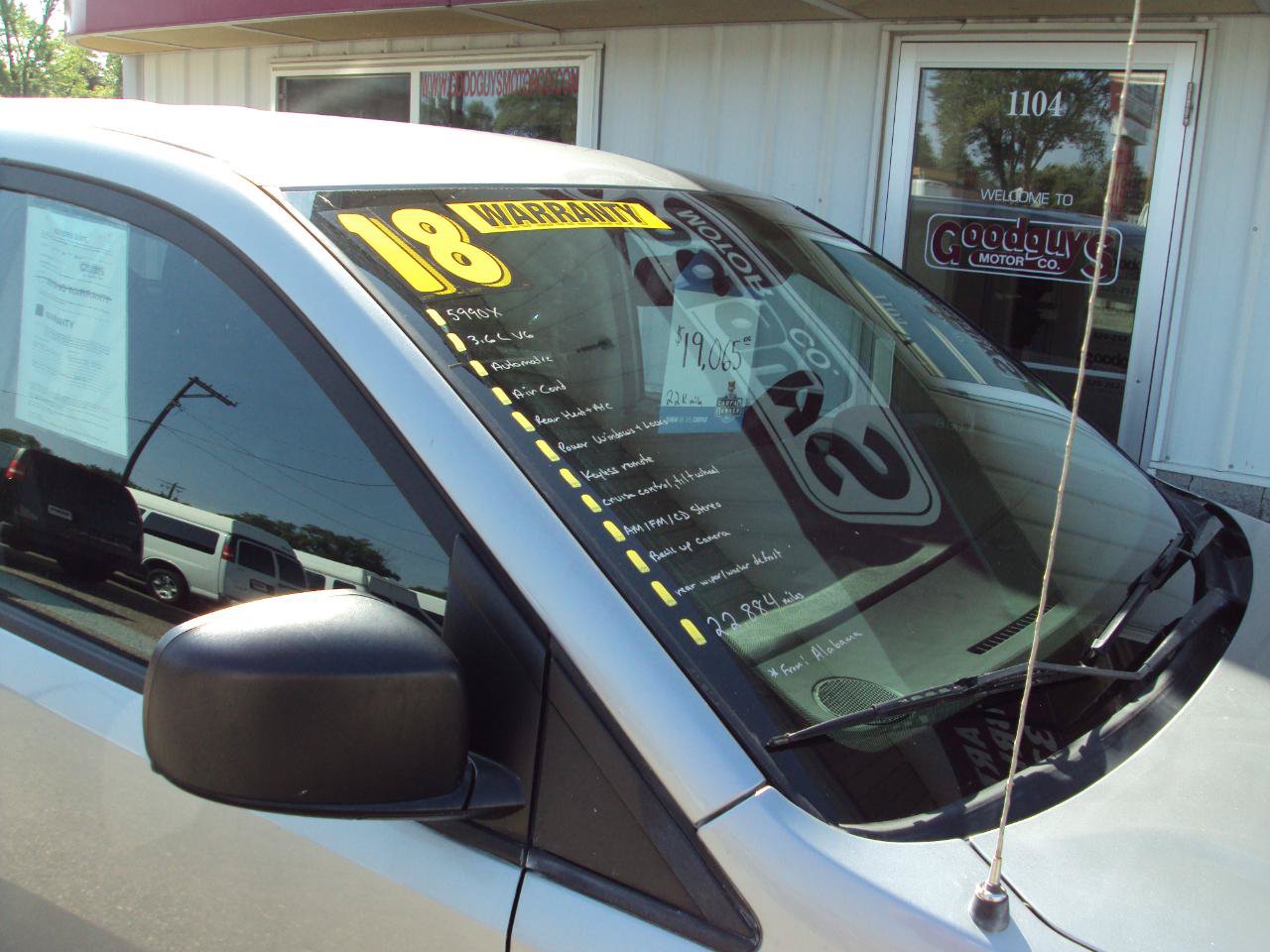 Used 2018 Dodge Grand Caravan SE w/ UConnect Hands-Free Group FWD image 35