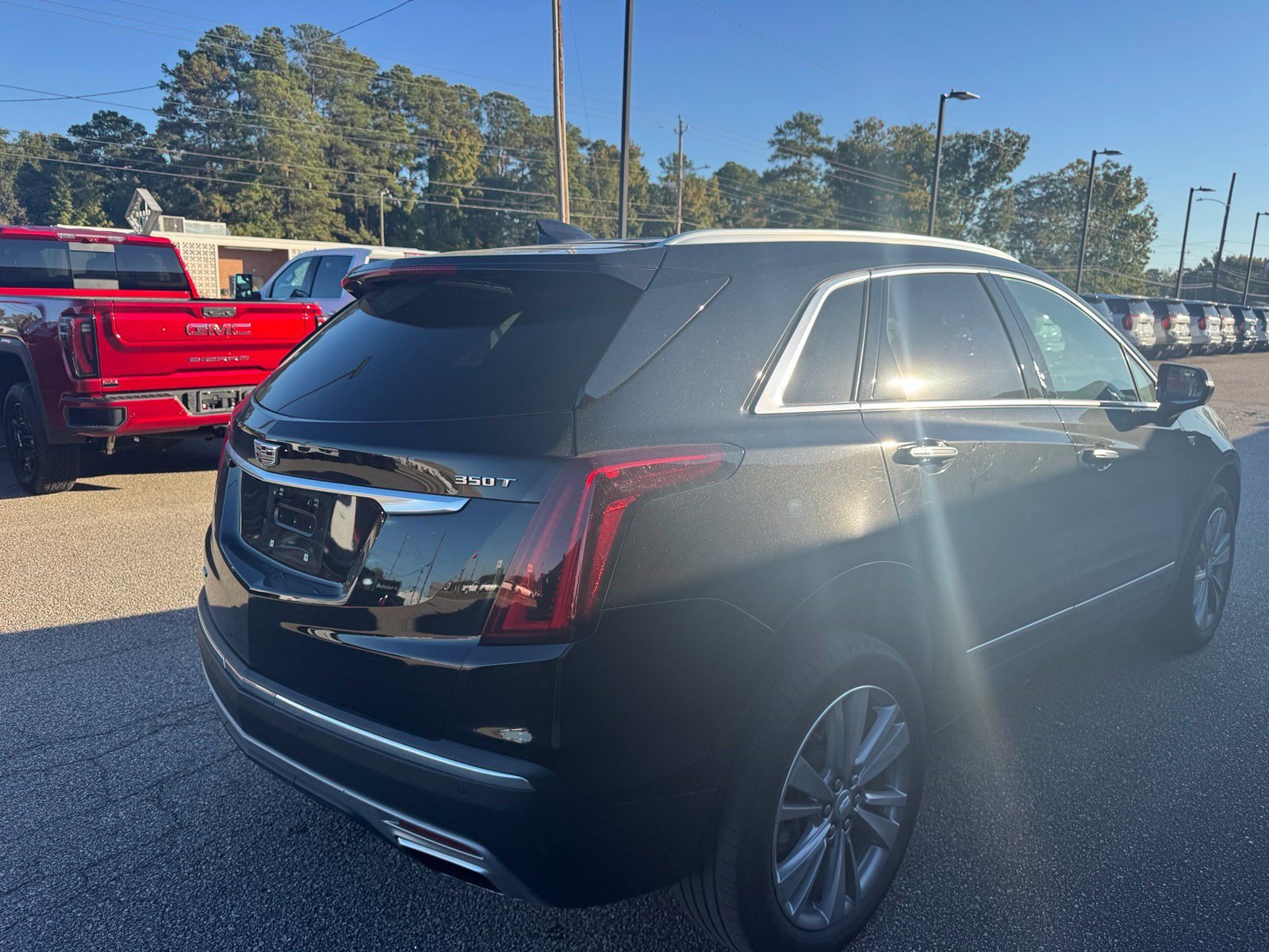 Used 2024 Cadillac XT5 Premium Luxury w/ LPO, Floor Liner Package AWD/4WD image 10