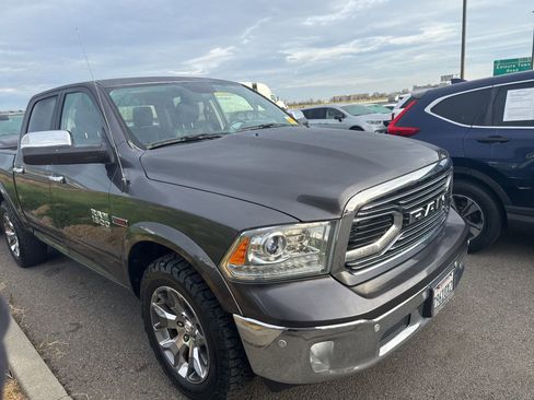 Used 2019 RAM 1500 Laramie image 3
