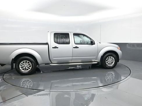 Used 2016 Nissan Frontier SV w/ SV Value Truck Package image 4