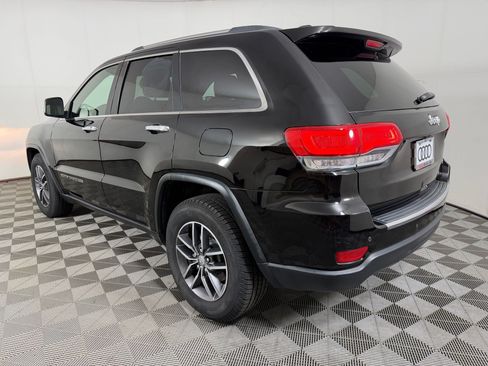 Used 2017 Jeep Grand Cherokee Limited RWD image 3