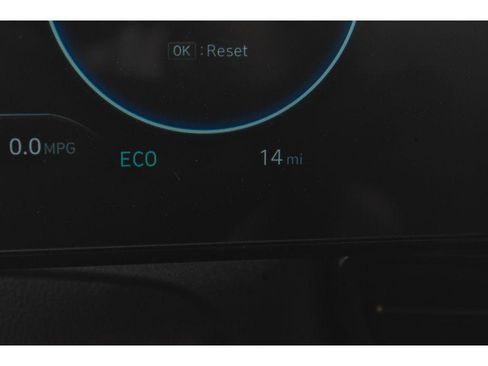 New 2025 Hyundai Elantra Limited image 71