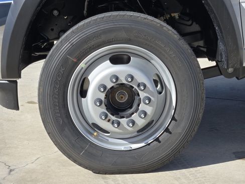 New 2026 RAM 5500 Tradesman w/ Chrome Appearance Group image 10