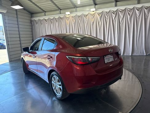 Used 2016 Scion iA FWD image 7