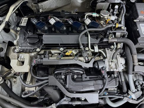 Used 2024 Toyota Corolla LE image 38