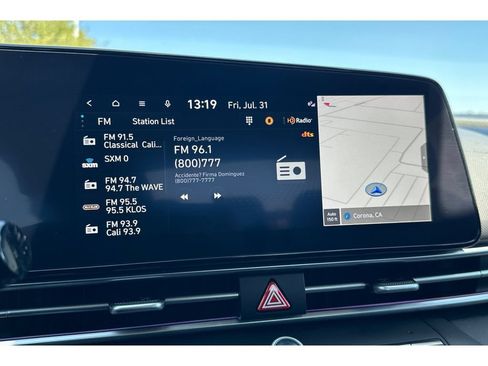 Used 2024 Hyundai Elantra SEL FWD image 25