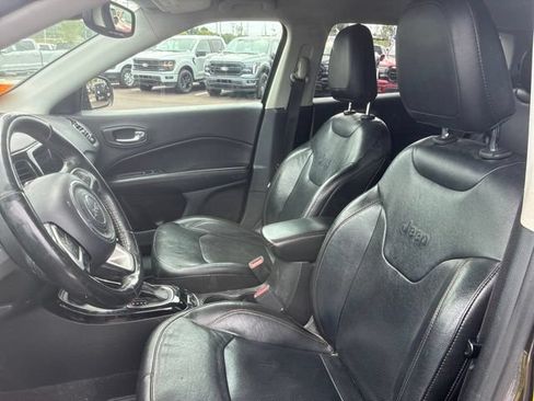 Used 2018 Jeep Compass Limited w/ Navigation Group AWD/4WD image 10