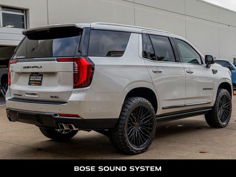 Used 2025 GMC Yukon Denali Ultimate w/ LPO, Floor Liner Package AWD/4WD image 9