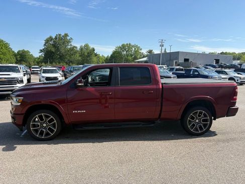 Used 2019 RAM 1500 Laramie AWD/4WD image 5